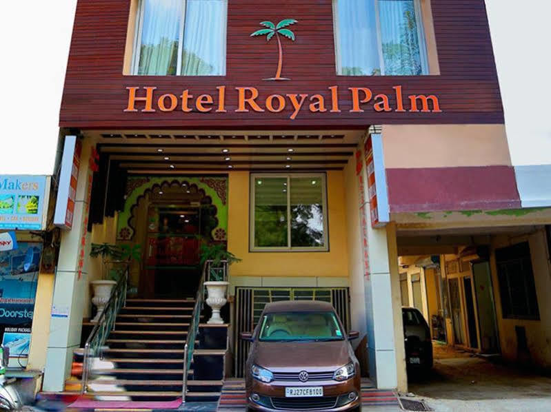 Hotel Royal Palm - A Budget Hotel In Удайпур Екстер'єр фото